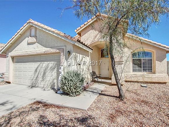 3rd image of 3746 Yellow Jasmine Dr