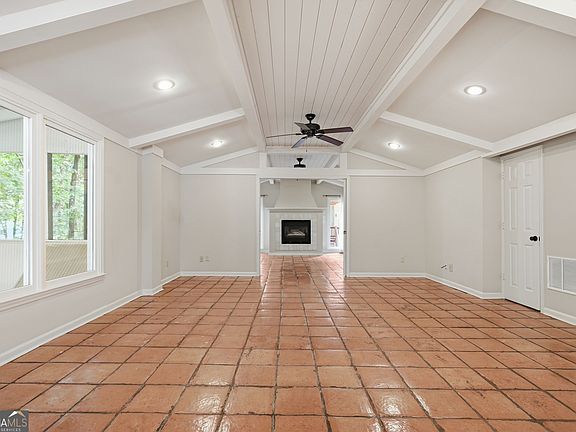 3rd image of 110 Bitternut Cir