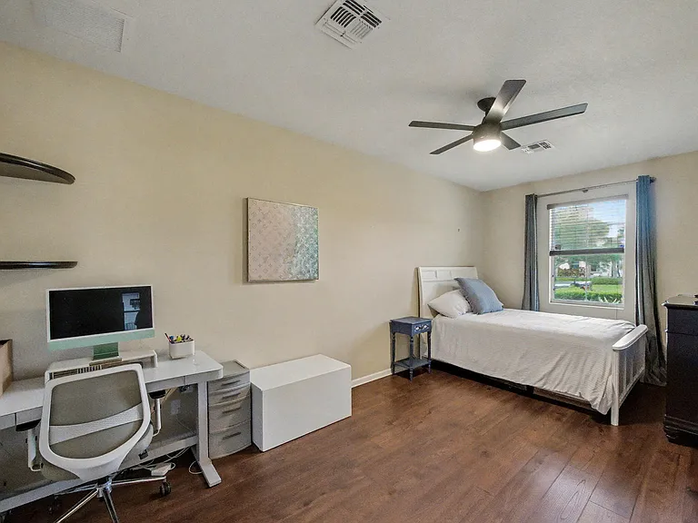 11316 SW Barton Way — Photo 21