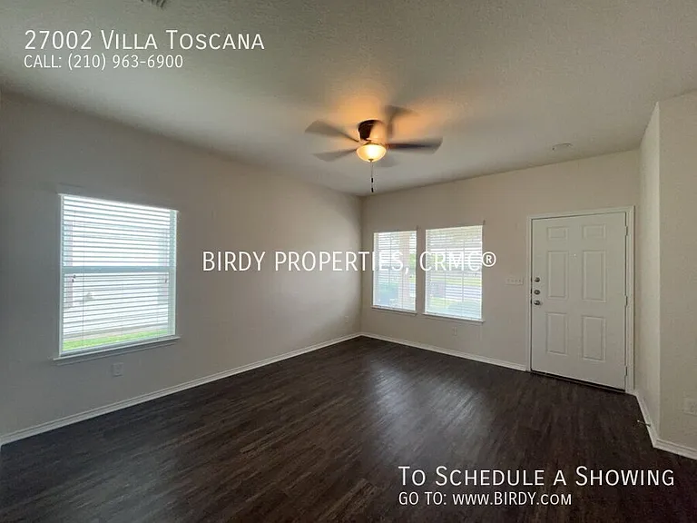 27002 Villa Toscana — Photo 11