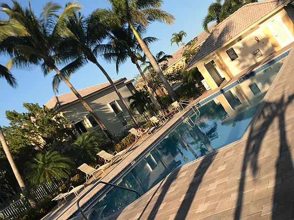 Community pool