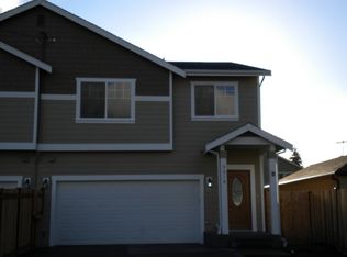 9016 Corbin Dr #B, Everett, WA 98204