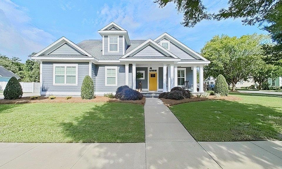 1st image of 100 Morningside Dr