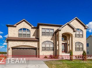 5180 Shotkoski Dr, Hoffman Estates, IL 60192