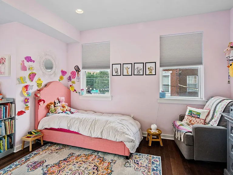 101 Mercy St — Photo 23