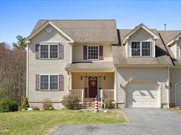 14 Hazel Plz #A, Uxbridge, MA 01569