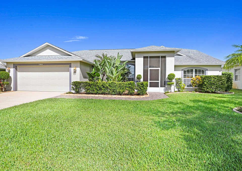 1st image of 3904 Long Leaf Dr