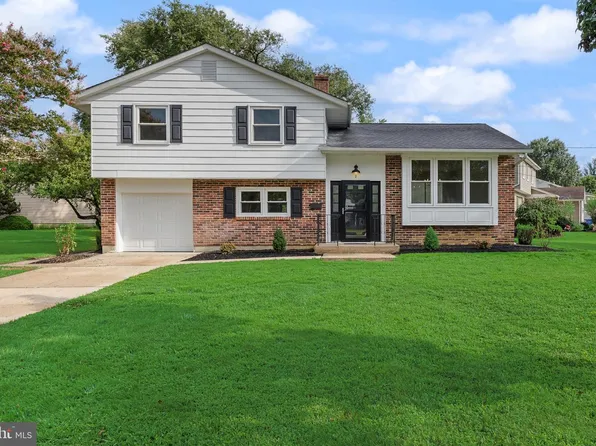 2 Valley Forge Rd, Marlton, NJ 08053