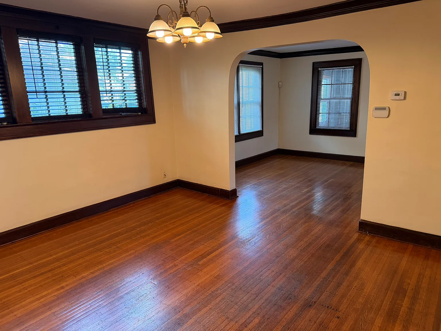 4330 Boulevard Pl — Photo 3