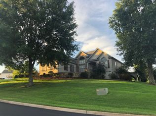 100 Pine Berry Dr, Vonore, TN 37885