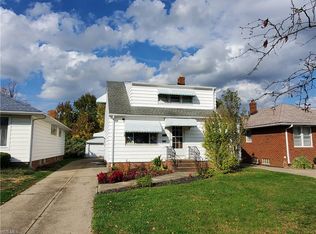 13417 Carpenter Rd, Garfield Heights, OH 44125