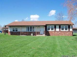 801 Briarwood Dr, Bethalto, IL