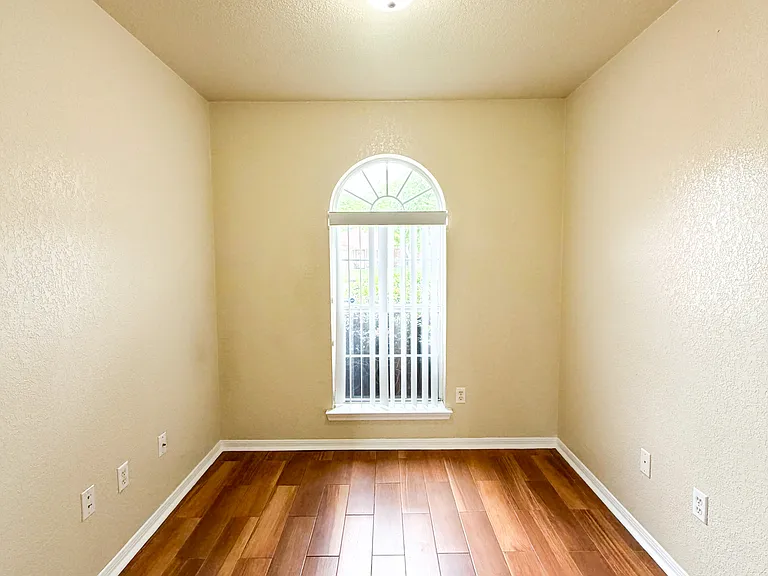 4512 Crested Butte Dr — Photo 4