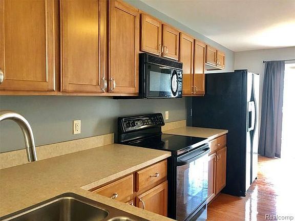 4th image of 1431 Ashford Ct