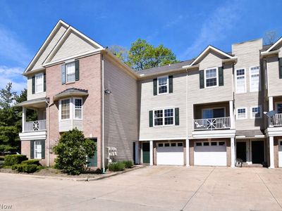 864 Tollis Pkwy, Broadview Heights, OH, 44147