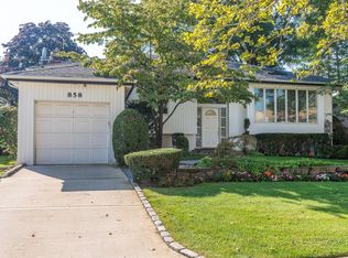 858 Oliver Ave, Valley Stream, NY 11581