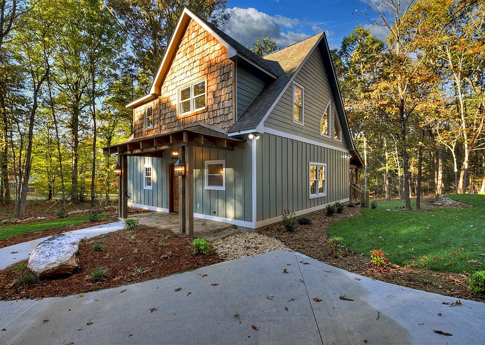 10th image of 646 High Country Cir