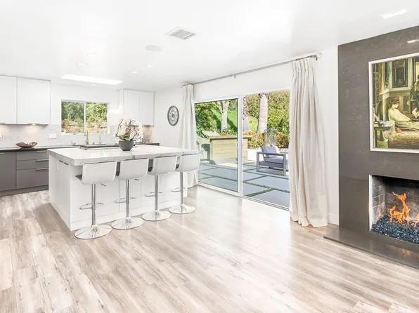 8115 Amor Rd, Los Angeles, CA 90046