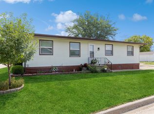 2401 SE Summer Park Dr, Ankeny, IA 50021