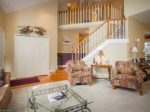 3rd image of 33360 Chatham Dr