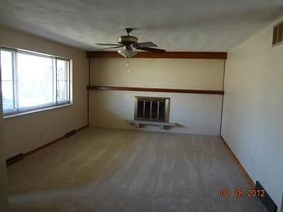 2nd image of 811 Fruitland Pl