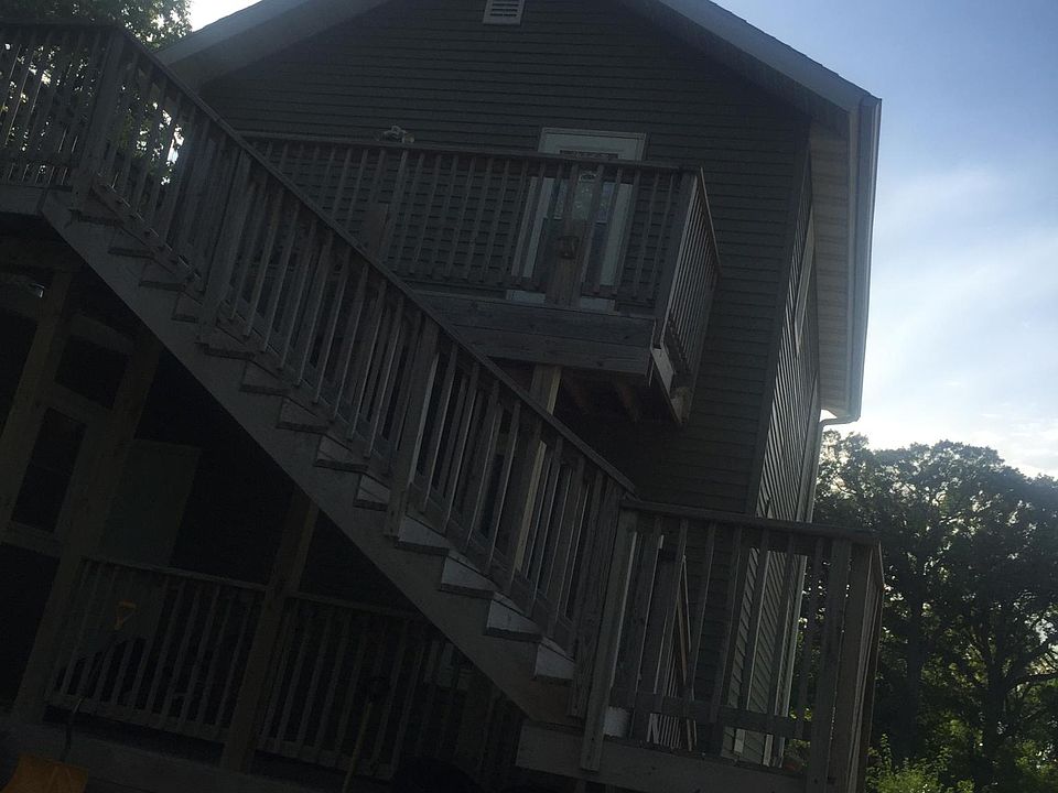 1st image of 904 1/2 N 10th St