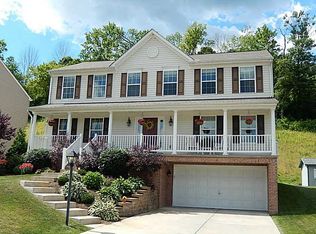 132 Bradford Square Dr, Trafford, PA 15085