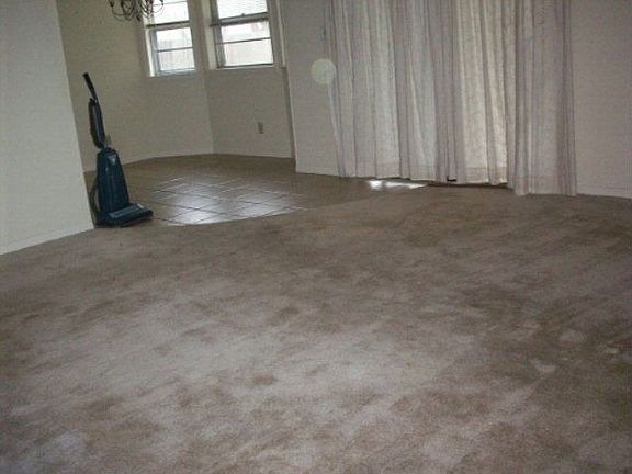 3rd image of 108 Kenilworth Gln