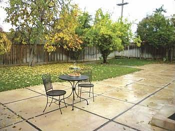 5th image of 1586 S Bernardo Ave
