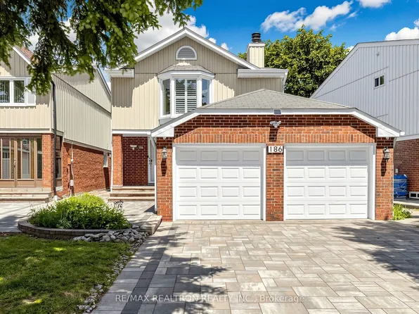 186 Wintermute Blvd, Toronto, ON M1W 3L5