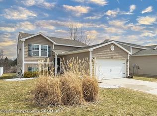 15815 Carnoustie Dr, Lansing, MI 48906