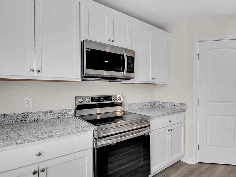 23 Ashington Dr — Photo 10