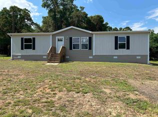 526 Charlie Harris Loop, Quincy, FL 32352