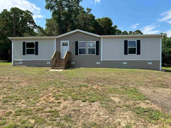 526 Charlie Harris Loop, Quincy, FL 32352