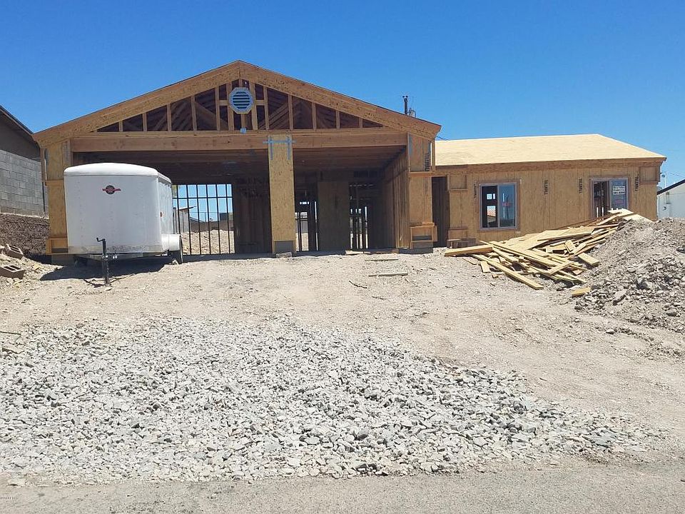 1st image of 2550 Hacienda Dr