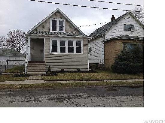 2nd image of 14 Wenona St
