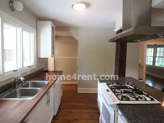 4th image of 5733 Cherry St