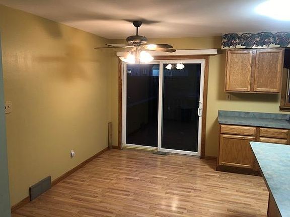 5th image of 3423 Allendale Ave