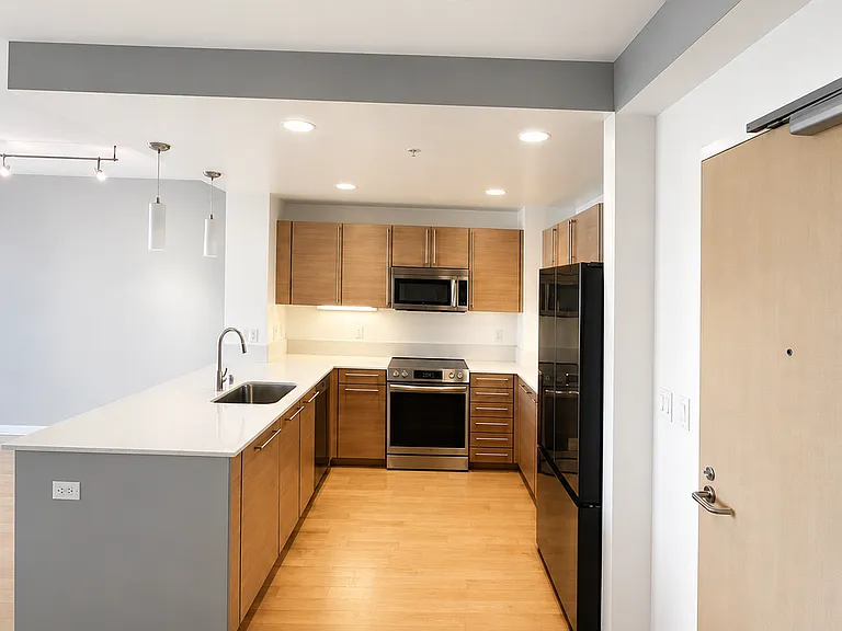 1160 Mission St #904 — Photo 4