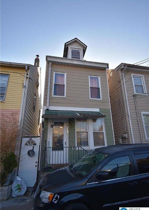 1st image of 22 S Raspberry St