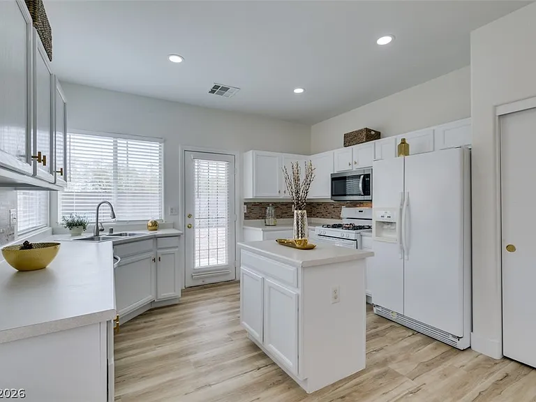 10959 Pumpkin Ridge Ave — Photo 20