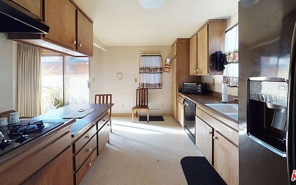 5th image of 19515 Fariman Dr