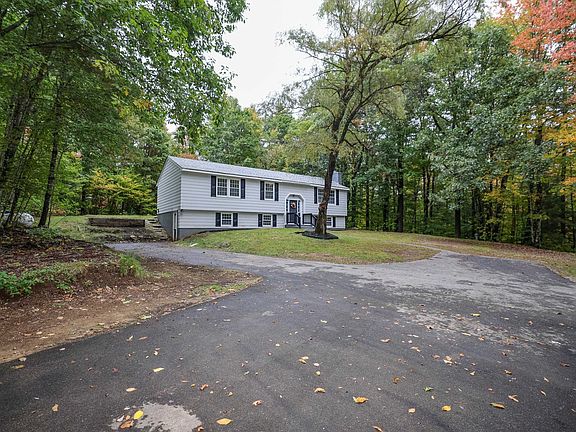 4th image of 234 Corn Hill Road