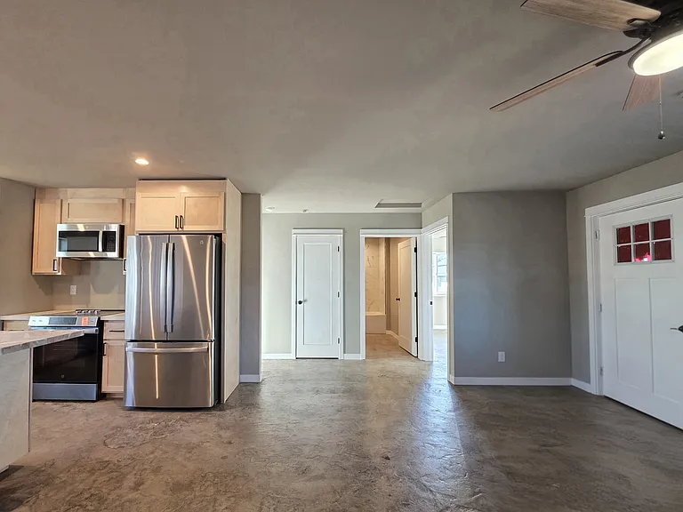1558 Kay Ct — Photo 5