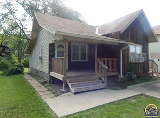 1304 SW Western Ave, Topeka, KS 66604