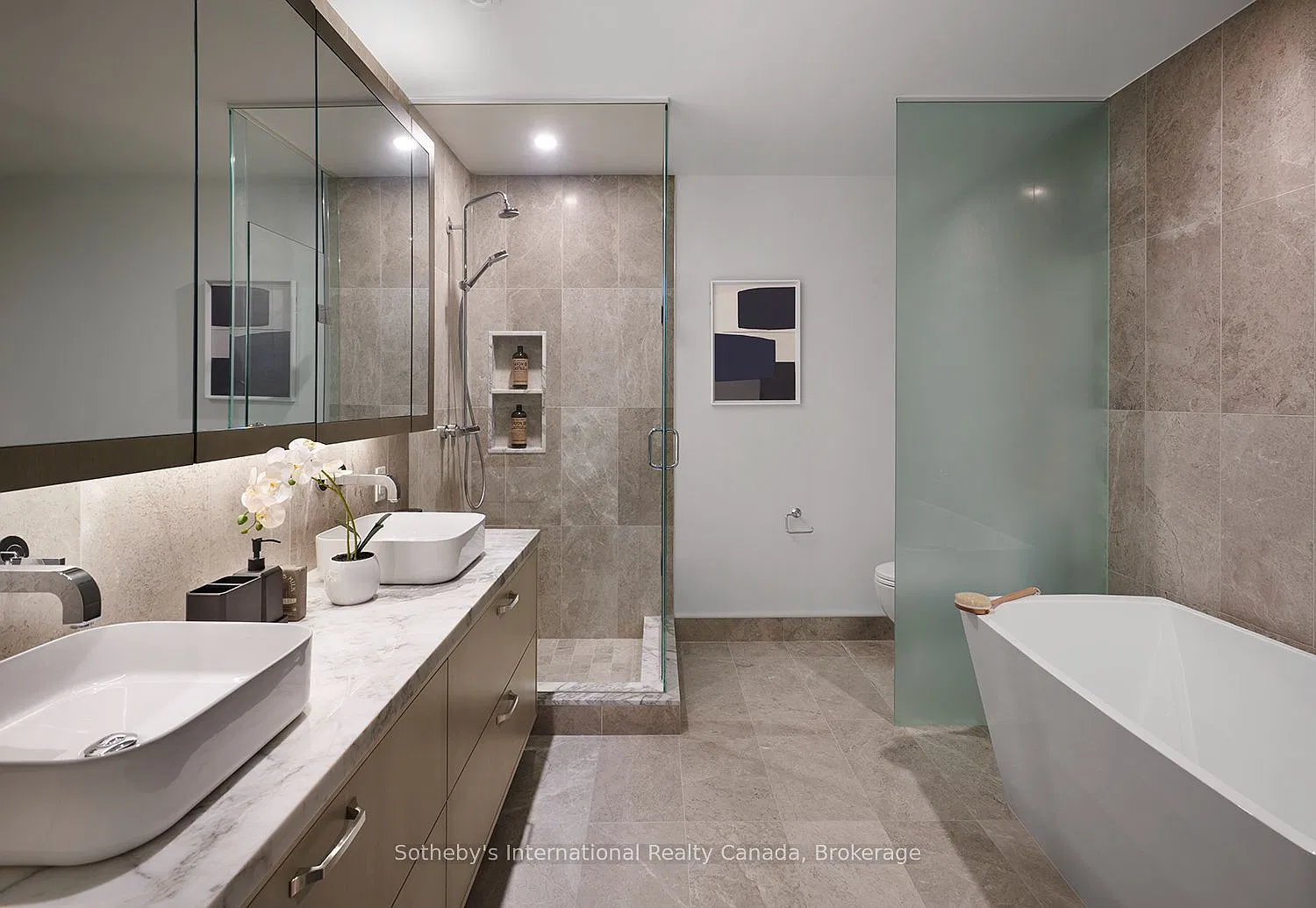 3 bed, $8,450 — Photo 4