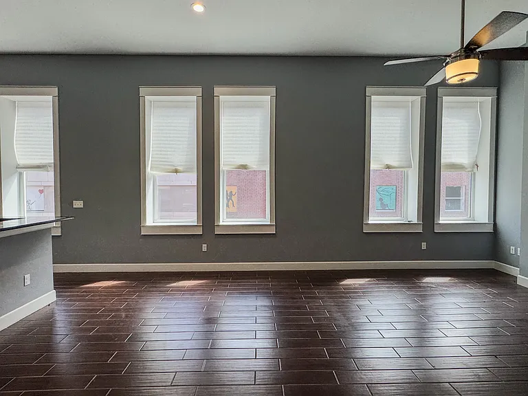 2901 Lee St #1 — Photo 6