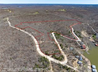 Central Ozarks Rd, Edwards, MO 65326