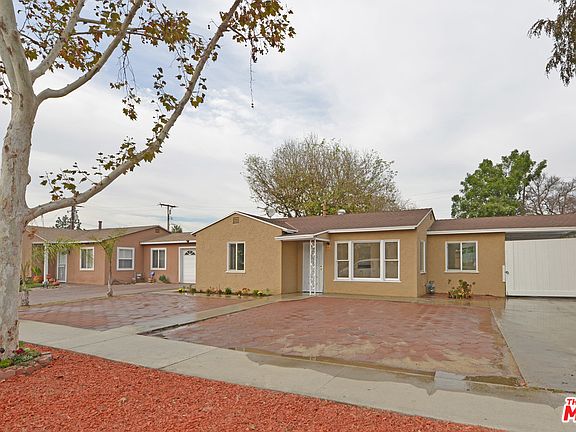 3rd image of 9439 Rosecrans Ave