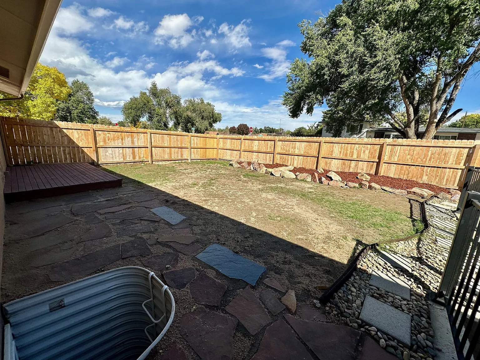 2 bed, 1.0 bath, 1079 sqft, $1,550 — Photo 2